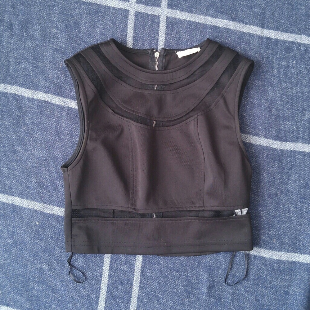 Tobi Crop Top